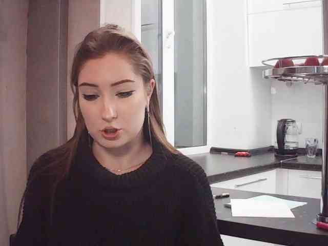 LiyaAura webcam