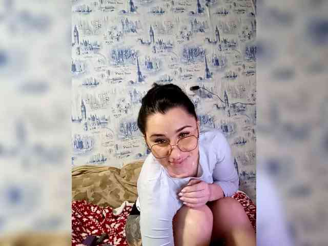 ViolettaKissMe webcam