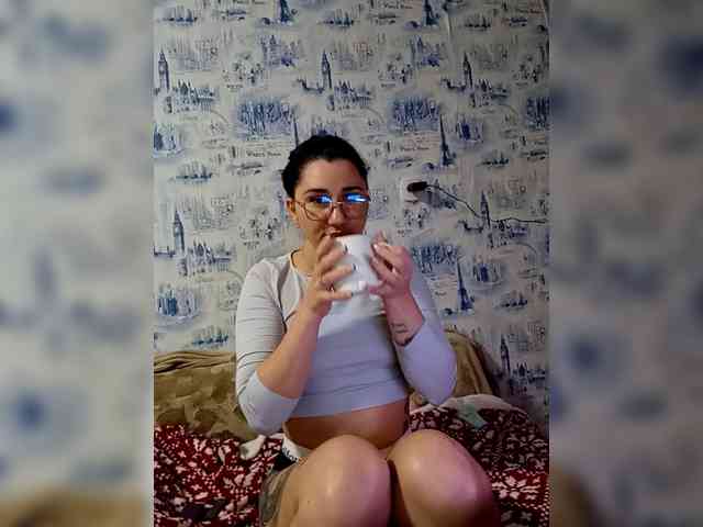 ViolettaKissMe webcam