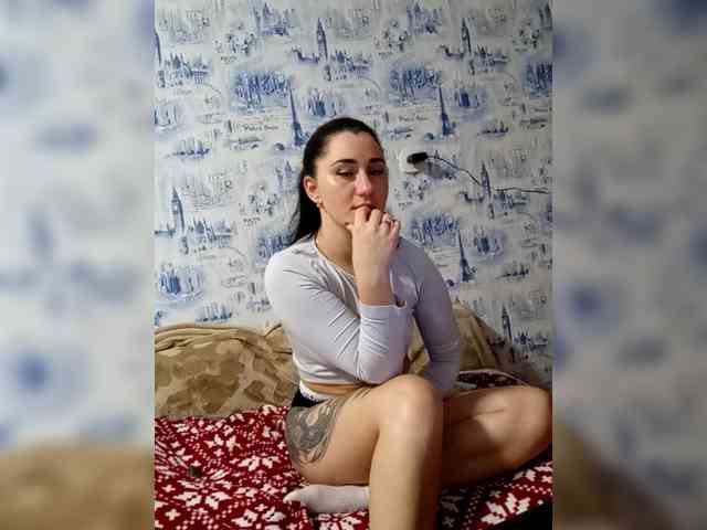 ViolettaKissMe webcam