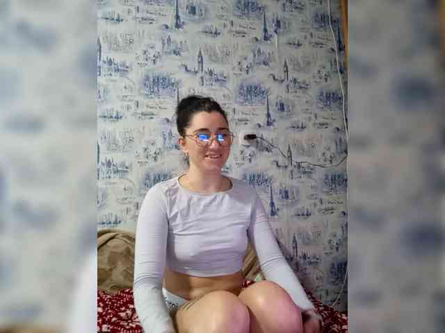 ViolettaKissMe webcam