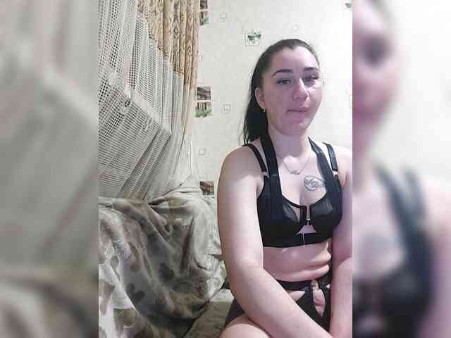 ViolettaKissMe webcam