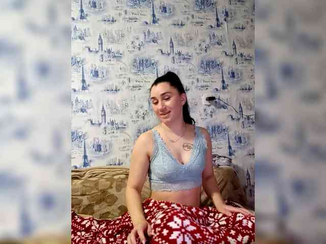 ViolettaKissMe webcam