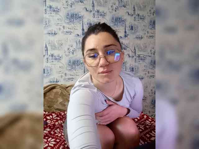 ViolettaKissMe webcam