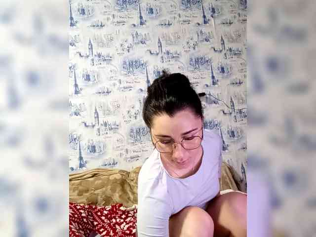 ViolettaKissMe webcam