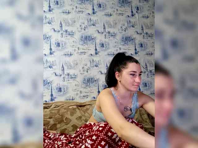 ViolettaKissMe webcam