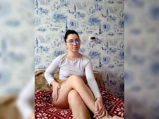 ViolettaKissMe webcam