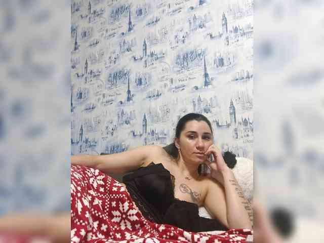 ViolettaKissMe webcam