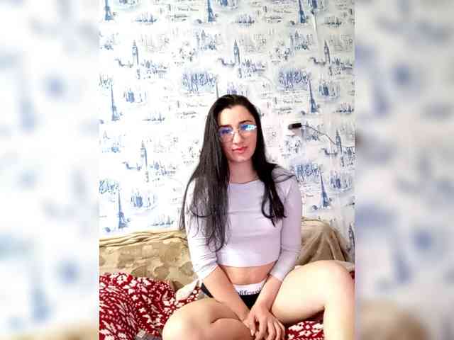 ViolettaKissMe webcam