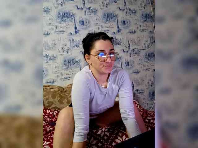 ViolettaKissMe webcam