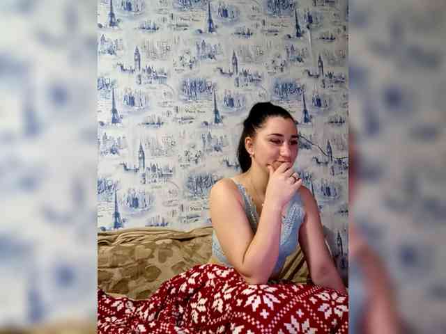 ViolettaKissMe webcam