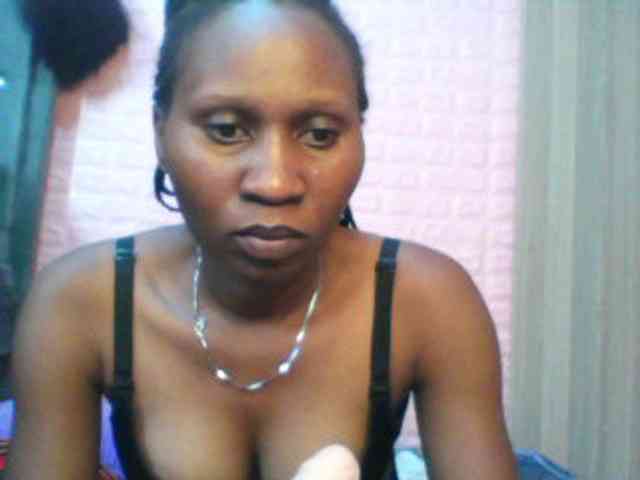 Sexy-melanin001 webcam