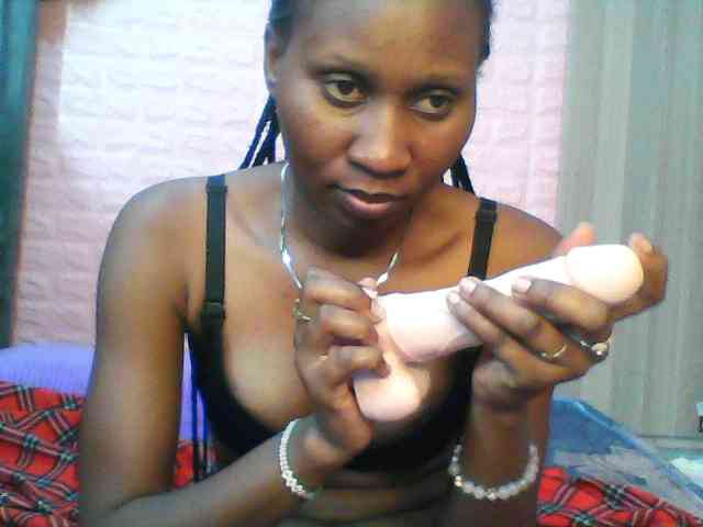 Sexy-melanin001 webcam