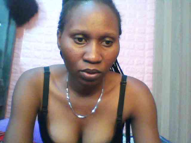 Sexy-melanin001 webcam