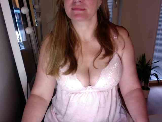 TheGirlNextDoor1 webcam