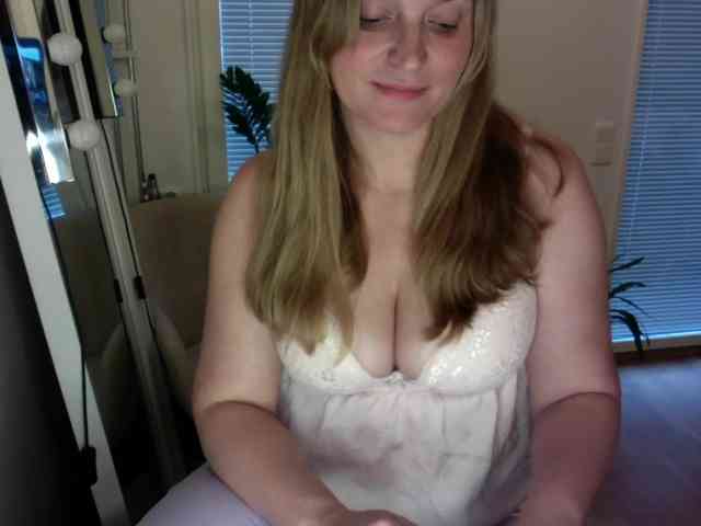 TheGirlNextDoor1 webcam