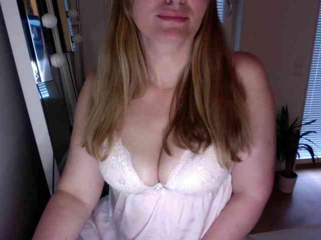 TheGirlNextDoor1 webcam