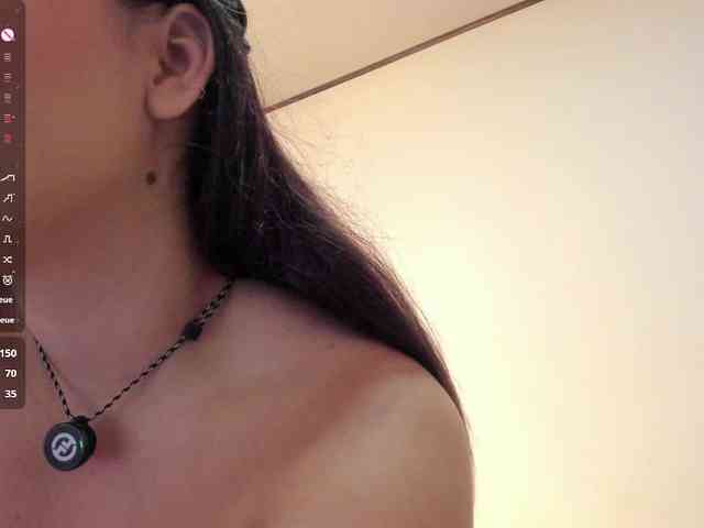 sensual-woman11 webcam