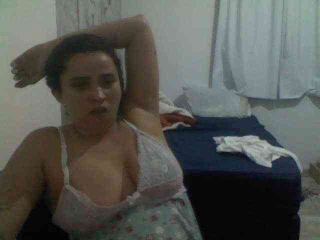 BiaDelicia webcam