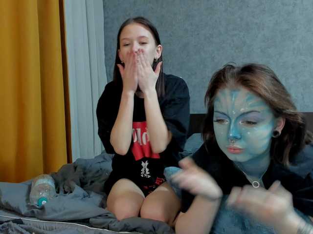 Accedi alla chat con il nickname AnmiXHot AnmiXHot