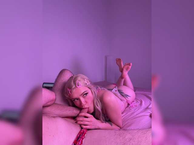 Entra en el chat con el modelo twofiresouls twofiresouls