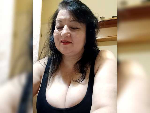 SVETIKBOMBOCHKA Live Cam Chat on BongaCams