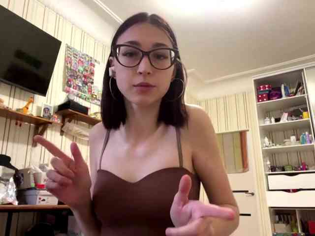 CherlynLinehan webcam