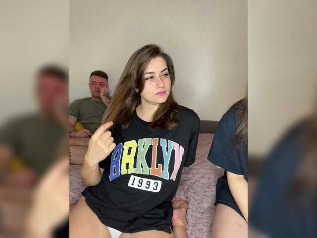 Accedi alla chat con il nickname Cherry-berryMax98 Cherry-berryMax98