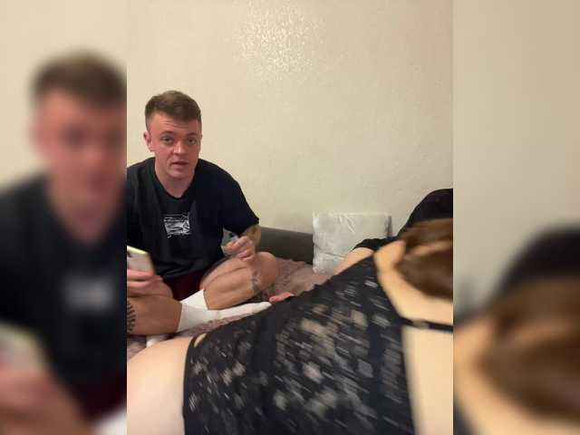 Vai a chattare su Cherry-berryMax98 Cherry-berryMax98