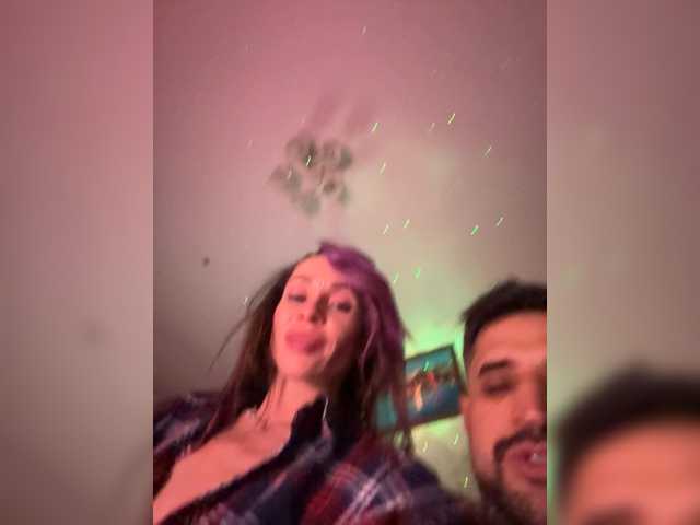 Entra en el chat con el modelo VIP17CoupleDream VIP17CoupleDream