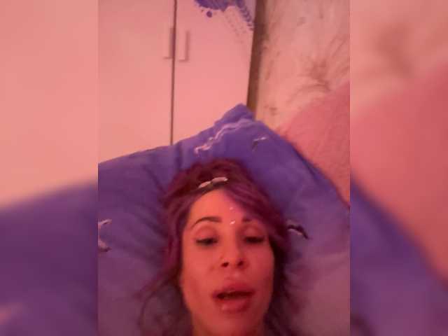 Entrez le videochat erotique avec le
modèle VIP17CoupleDream VIP17CoupleDream