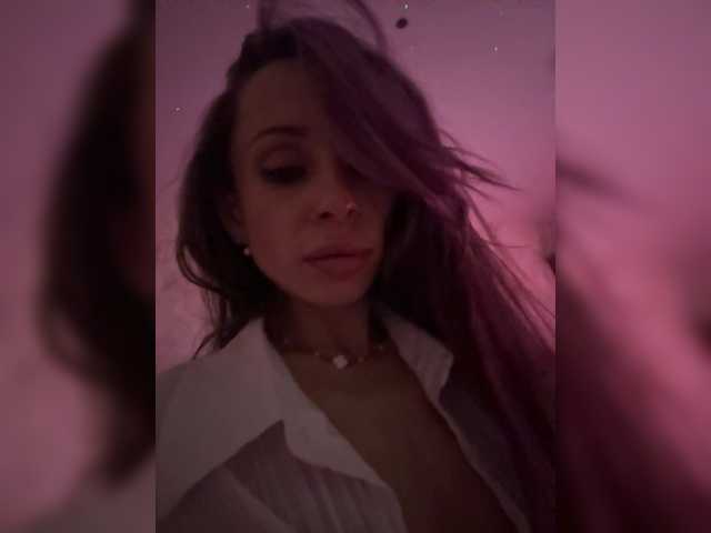 Entra en el chat con el modelo VIP17CoupleDream VIP17CoupleDream