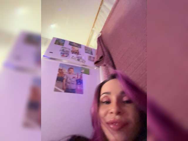 Accedi alla chat con il nickname VIP17CoupleDream VIP17CoupleDream