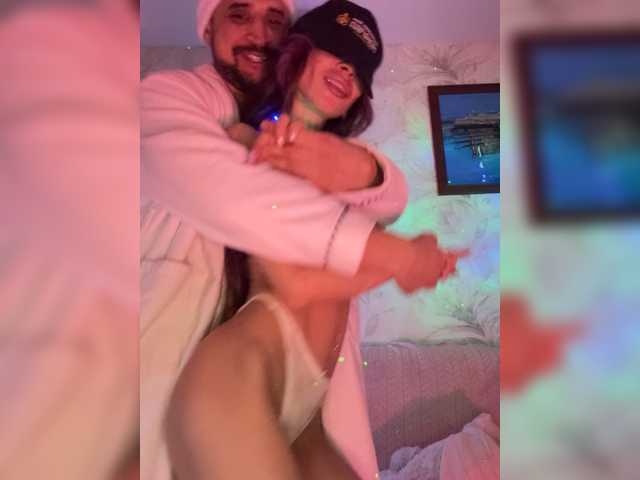 Entra en el chat con el modelo VIP17CoupleDream VIP17CoupleDream