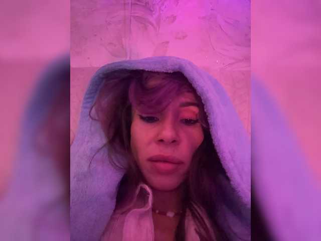 Accedi alla chat con il nickname VIP17CoupleDream VIP17CoupleDream