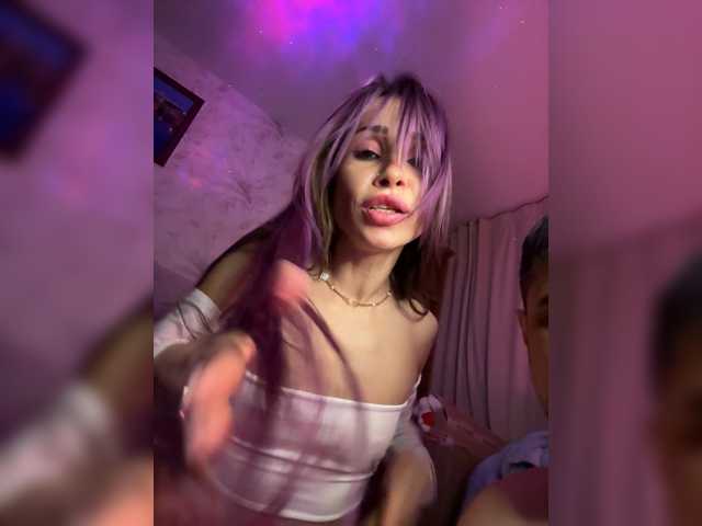 Gratis Live Sexcam mit VIP17CoupleDream VIP17CoupleDream