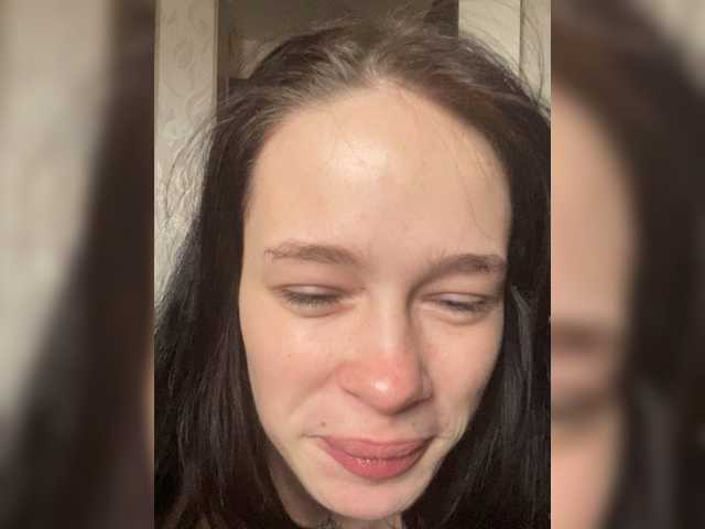 Entra en el chat con el modelo IvyAndAlan IvyAndAlan