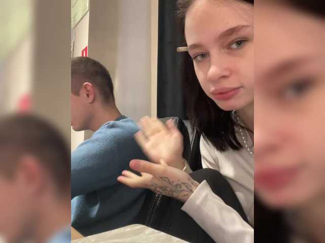 Vai a chattare su IvyAndAlan IvyAndAlan