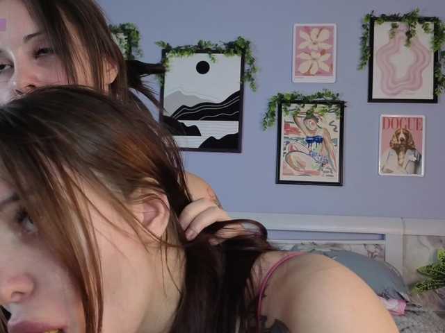 Entra en el chat con el modelo hollydreamer hollydreamer