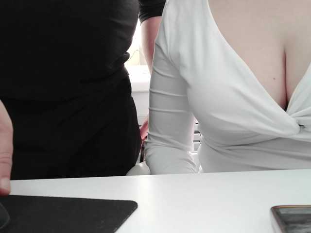 Accedi alla chat con il nickname Lyalya7771 Lyalya7771