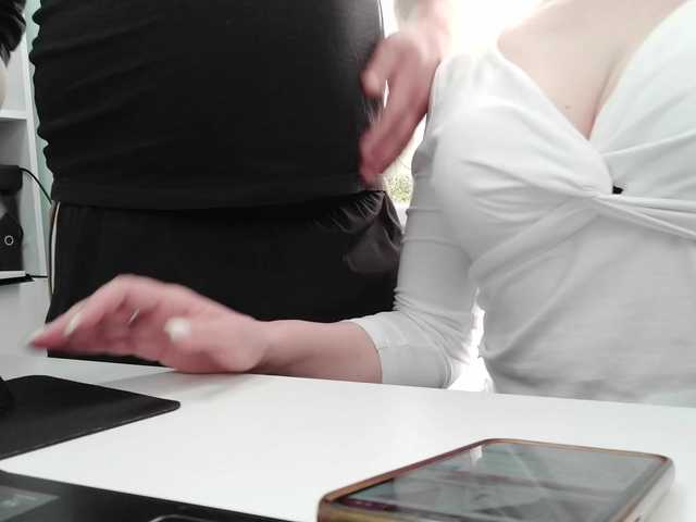 Entra en el chat con el modelo Lyalya7771 Lyalya7771