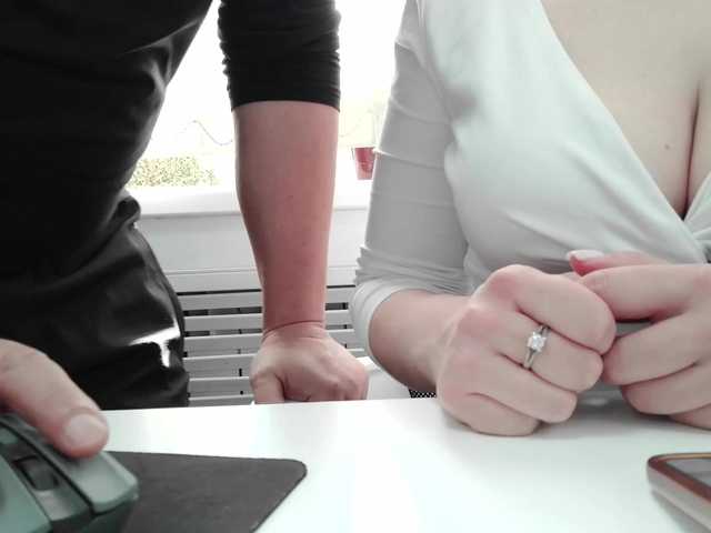 Accedi alla chat con il nickname Lyalya7771 Lyalya7771