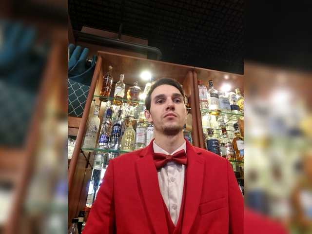 Accedi alla chat con il nickname NIKPIKDIK NIKPIKDIK