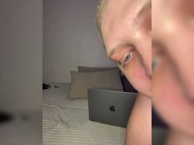 Entrez le videochat erotique avec le
modèle queenlove69a queenlove69a