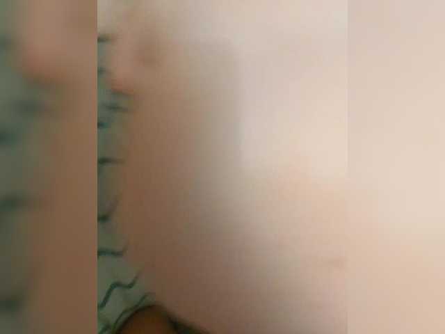 Gratis Live Sexcam mit -flyteen -flyteen