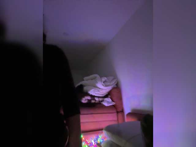 Vai a chattare su Flora8845 Flora8845