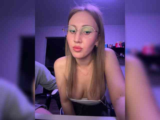 LoveStream69's Sexcam