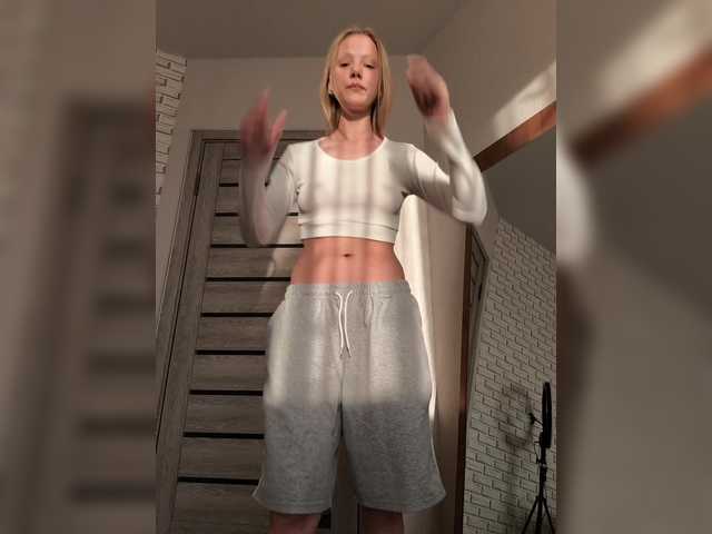 Entrez le videochat erotique avec le
modèle GORIGLAZ GORIGLAZ