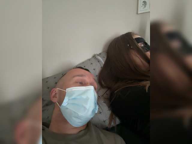 Vai a chattare su Daddyyyc Daddyyyc