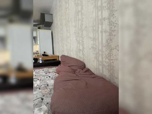 Entrez le videochat erotique avec le
modèle _Pupuni_ _Pupuni_